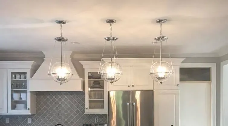 Kitchen pendant light fixtures installed